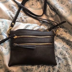 Bandolino crossbody bag